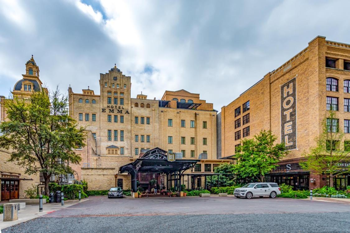 Hotel Emma At Pearl On The Riverwalk Сан Антонио Екстериор снимка