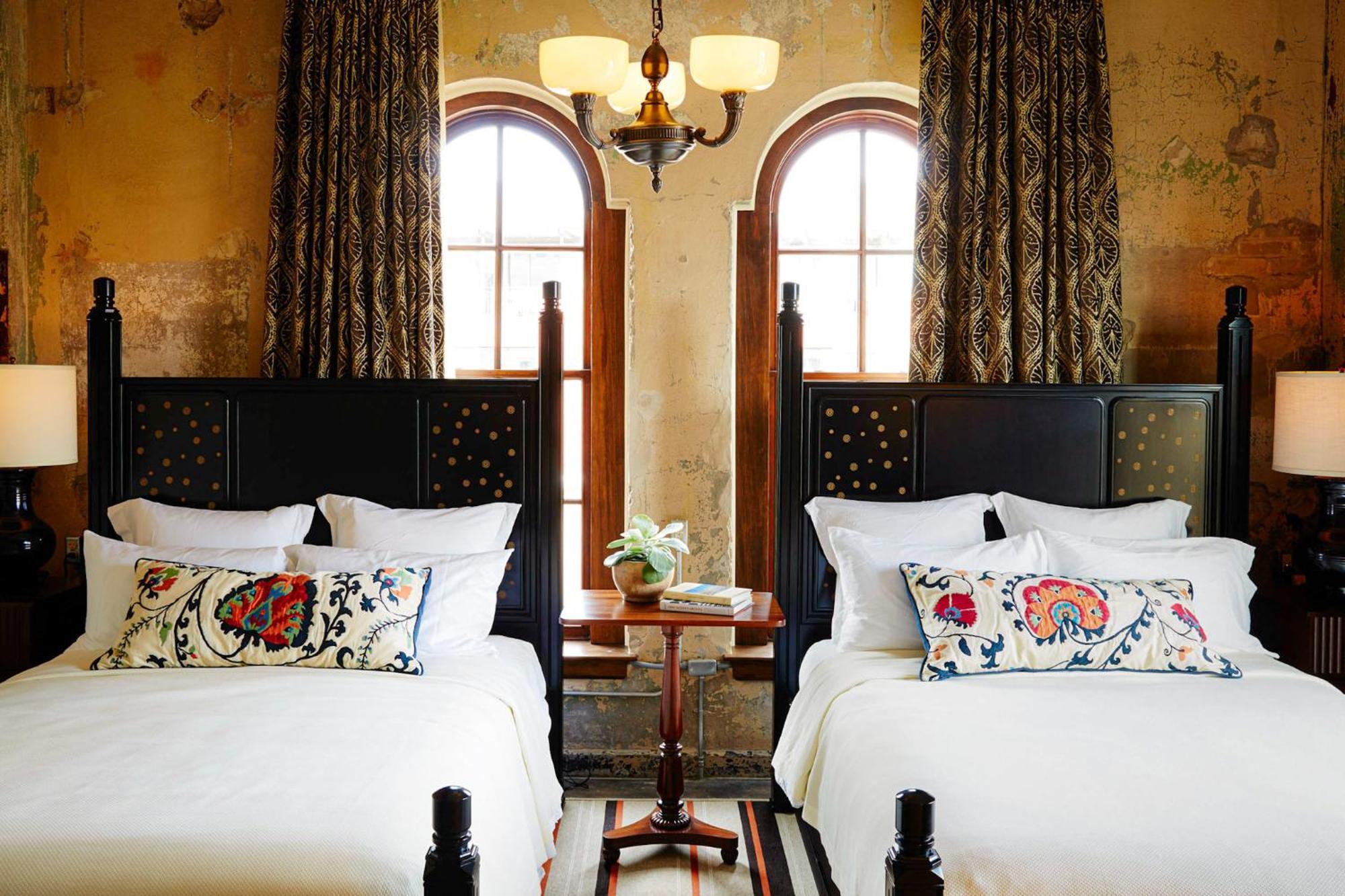 Hotel Emma At Pearl On The Riverwalk Сан Антонио Екстериор снимка